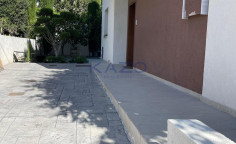 Fully furnished 3 bedroom house in coastal Agios Tychonas 