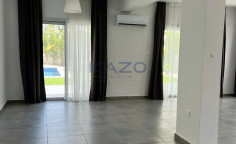Amazing three bedroom villa for rent in Pyrgos area 