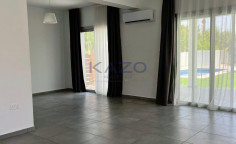 Amazing three bedroom villa for rent in Pyrgos area 