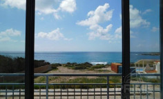 Lovely 4 bed villa with swimming pool for sale in Peyia