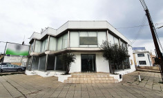 Commercial 220 m2 for sale in Strovolos