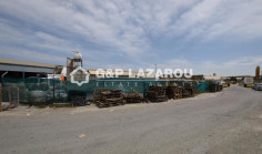 Lovely warehouse for sale in Geri