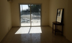 Spacious 3 bedrooms apartment for sale in Germasogeia Tourist Area