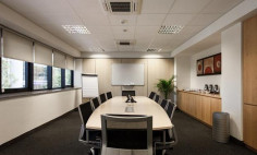 Office 4500 m2 for sale in Agioi Omologites