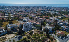 Spacious 2 bedroom penthouse with swimming pool for sale in Chalomantres