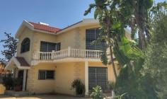 4 bedrooms house with swimming pool for sale in Germasogeia Tourist Area