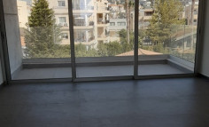 Spacious 3 bedroom penthouse with swimming pool for sale in Mesa Geitonia