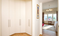 5 bedroom villa with swimming pool for sale in Pano Lefkara