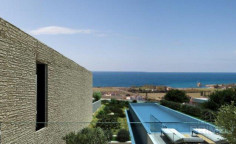 4 bedrooms villa with swimming pool for sale in Coral Bay