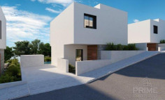 Spacious 3 bedrooms villa for sale in Chloraka