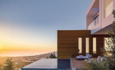 Luxury 4 bedroom villa for sale in Tsada