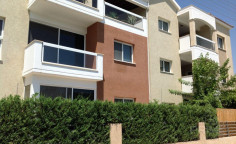 Spacious 2 bed apartment with swimming pool for sale in Potamos tis Germasogeias