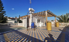 Spacious 4 bedroom furnished house for sale in Agios Athanasios