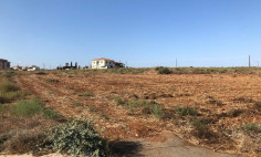 Spacious residential for sale in Palaiometocho, Nicosia