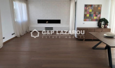 Spacious 4 bedroom house with swimming pool for sale in Makedonitissa