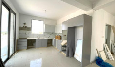 Large 4 bedroom furnished villa with swimming pool to rent in Peyia