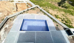 Large 4 bedroom furnished villa with swimming pool to rent in Peyia