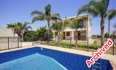4 bedroom house with swimming pool for sale in Avgorou
