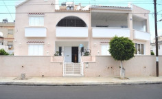 7 bedroom house in Faneromeni 