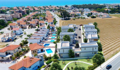 Luxury 3 house with swimming pool for sale in Pyla