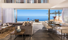 Luxury 3 bed villa with swimming pool for sale in Chloraka