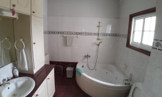 4 bedrooms detached house Larnaca - Dhekelia road 