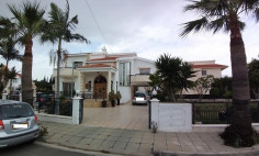 4 bedrooms detached house Larnaca - Dhekelia road 