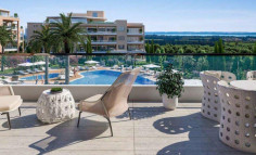 Large 2 bedroom apartment with swimming pool for sale in Trachoni