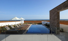 5 bedroom villa with swimming pool for sale in Agia Thekla