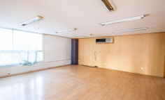 Luxury commercial for sale in Engomi