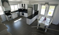 Luxury 3 bedroom house for sale in Chloraka