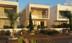 Luxury 3 bedroom house for sale in Chloraka