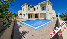 3 bedroom furnished house with swimming pool for sale in Kissonerga