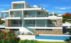 4 bedroom house with swimming pool for sale in Secret Valley