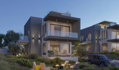 Large 3 bedroom house for sale in Konia