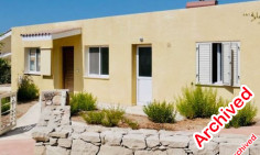 Spacious 3 bedroom bungalow with swimming pool for sale in Chloraka
