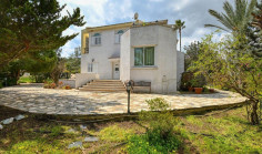 5 bedroom house for sale in Paralimni