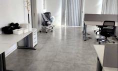 Large office to rent in Agios Athanasios