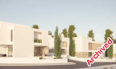Spacious 4 bedroom house with swimming pool for sale in Germasogeia