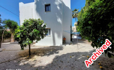 Detached villa 300 meters ftom the sea 