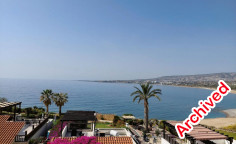 Amazing 2 bedrooms townhouse with unobstracted sea views 