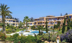 Apartment (penthouse) in Kato Paphos, Paphos for sale 