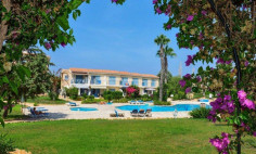 Apartment (penthouse) in Kato Paphos, Paphos for sale 