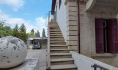 5 bedroom house for sale in Katholiki area