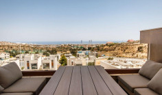 6 bedroom furnished house with swimming pool for sale in Agios Athanasios