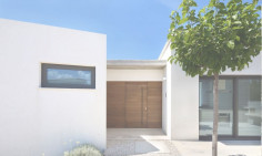 Spacious 3 bedroom bungalow with swimming pool for sale in Tsada
