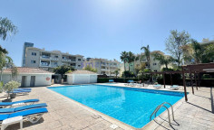 2 bedroom beach front apartment for rent Limassol 