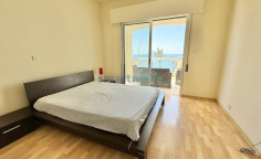 2 bedroom beach front apartment for rent Limassol 