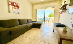 2 bedroom beach front apartment for rent Limassol 