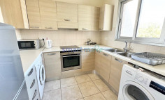2 bedroom beach front apartment for rent Limassol 